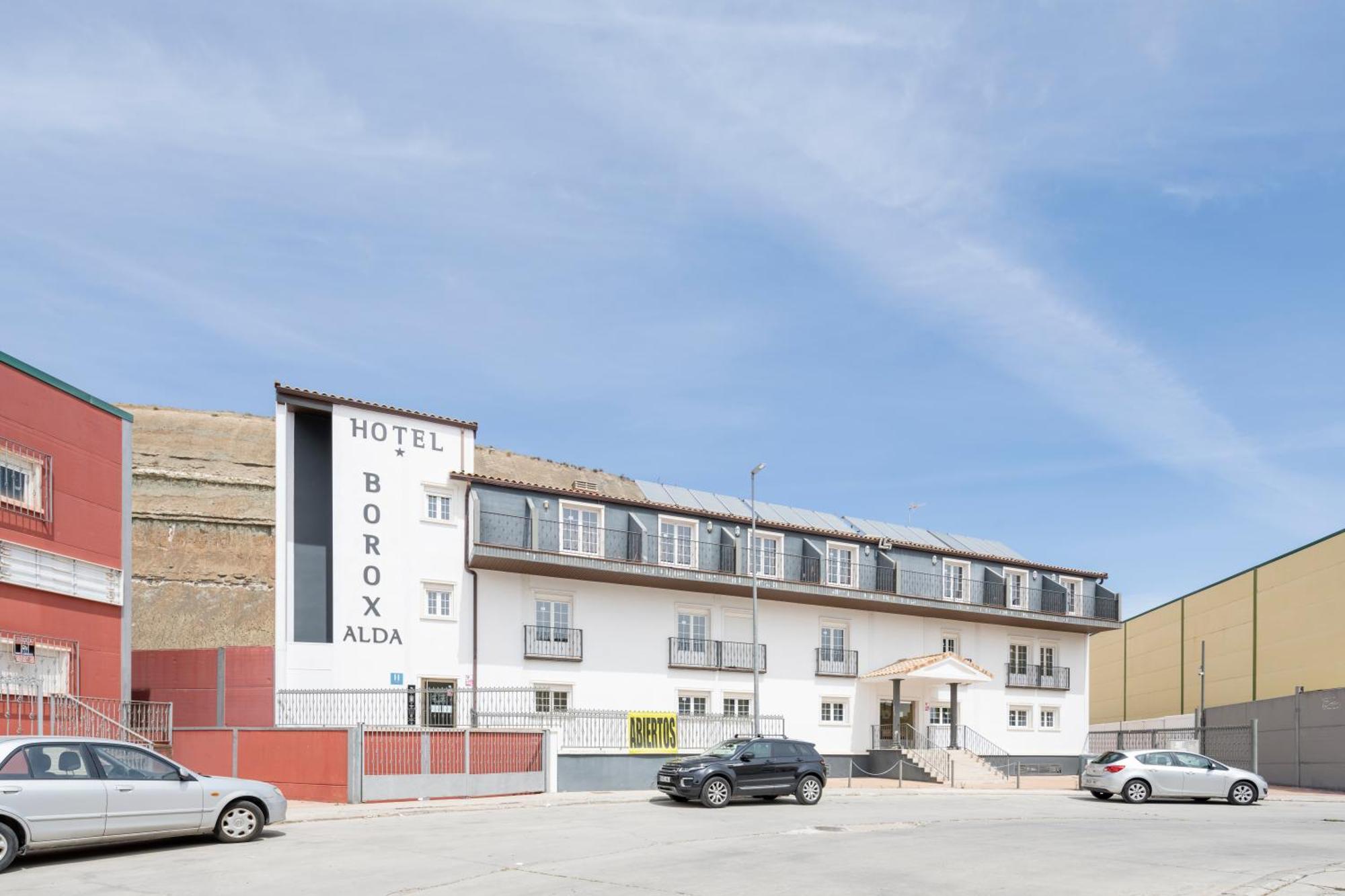 Hotel Alda Borox Екстер'єр фото