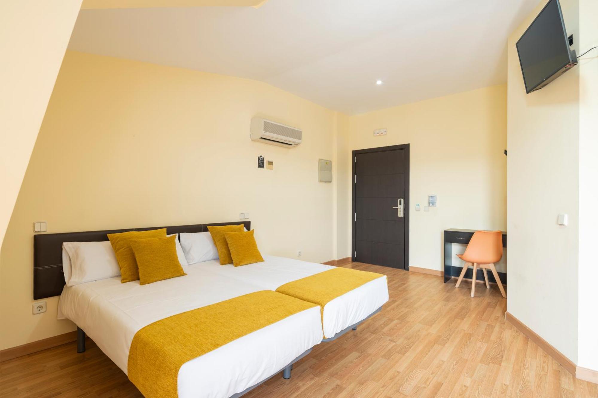 Hotel Alda Borox Екстер'єр фото