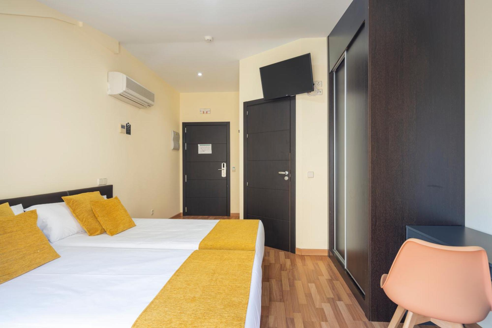 Hotel Alda Borox Екстер'єр фото