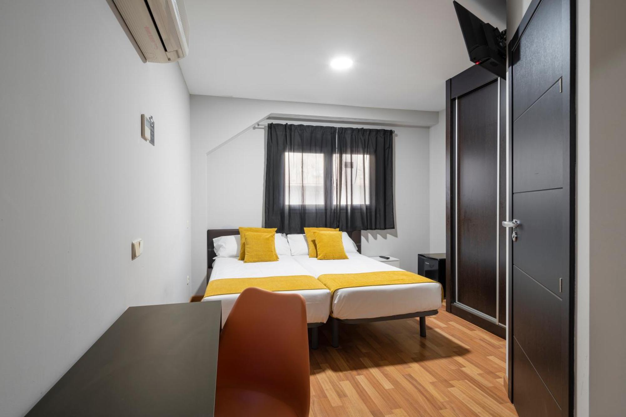 Hotel Alda Borox Екстер'єр фото