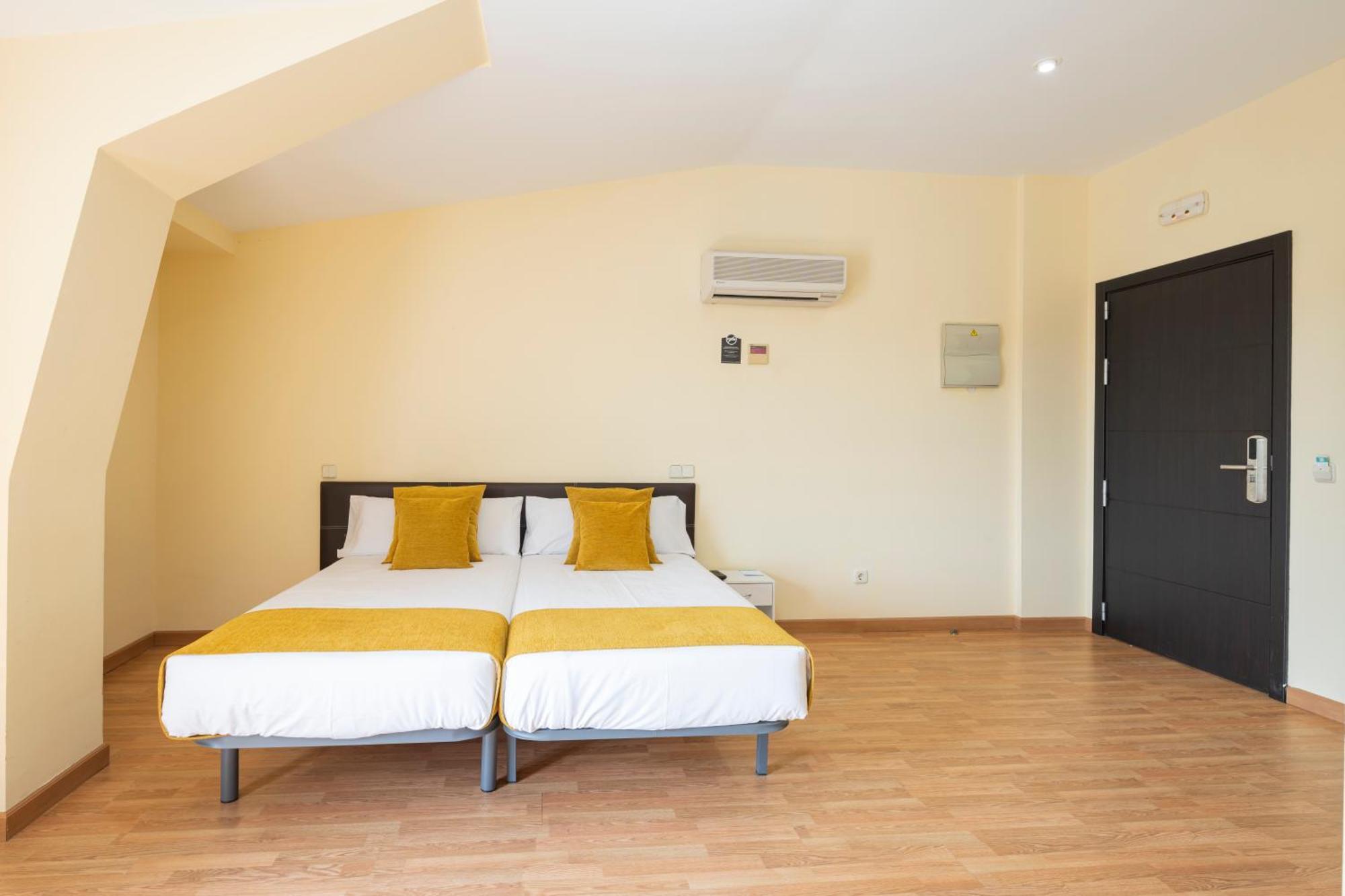 Hotel Alda Borox Екстер'єр фото
